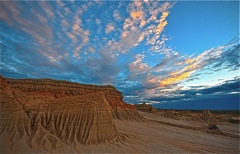 Walls of China at Mungo National Park